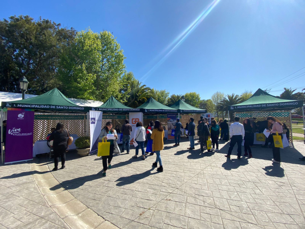 Primera Feria Laboral recibe a cientos de postulantes