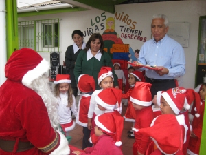 Llego la navidad 17 mil juguetes para niños de la comuna