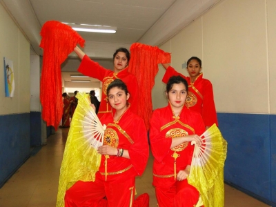 Liceo Comercial celebra aniversario de China 