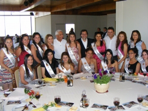 Candidatas visitaron el Congreso Nacional y disfrutaron de un paseo por la bahía de Valparaíso