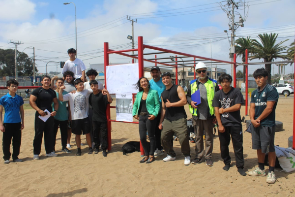 Alcaldía Ciudadana presentó proyecto de Parque Calistenia a jóvenes deportistas sanantoninos