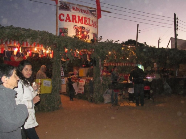 Municipio convoca a reuni&oacute;n a comerciantes que postulan cupo en las Fondas y Ramadas