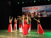 Estudiantes de establecimientos de Educación Municipal de San Antonio se lucieron en “Danzas de Chile”