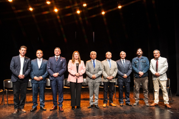 Ceremonia Oficial Marca el Inicio del Nuevo Concejo Municipal en San Antonio