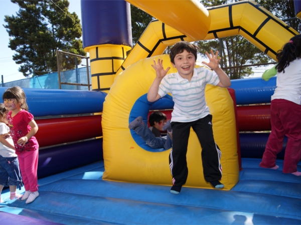 Celebra el día del niño con la Municipalidad de San Antonio