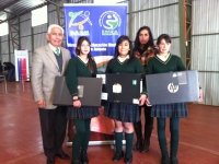 M&aacute;s de 150 estudiantes de escuelas municipales recibieron sus computadores gracias al programa Yo Elijo Mi PC