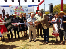 Fiesta costumbrista de Cuncum&eacute;n re&uacute;ne a m&aacute;s de 5 mil personas en Valle Abajo