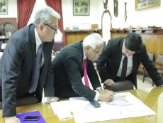 Alcalde Omar Vera se re&uacute;ne con Seremi de Transporte para abordar proyectos emblem&aacute;ticos para San Antonio.