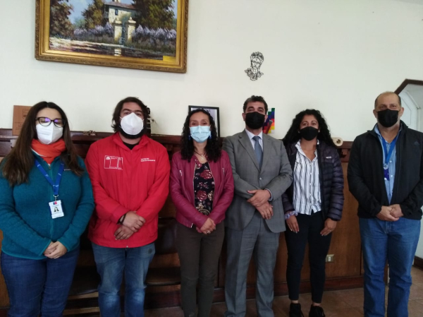 Avanza Estadio Municipal: Comitiva revisa funcionamiento de luces y municipio se re&uacute;ne con Instituto Nacional de Deportes