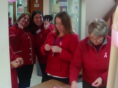 Cesfam N&eacute;stor Fernandez realizo preventivo de c&aacute;ncer de mamas
