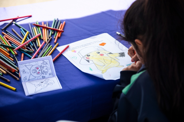 Espacio de arte, ilustraci&oacute;n y mucha entretenci&oacute;n ofrecer&aacute; &ldquo;Dibujemos en la Plaza&rdquo; en estas vacaciones de invierno