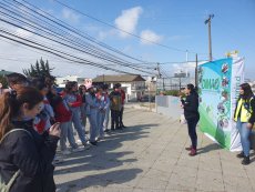 Municipio y estudiantes instalan corredor ecol&oacute;gico en el Talud 21 de Mayo